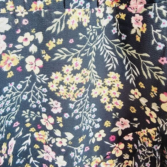 FOREVER 21 Black Floral Print Cutout Bohemian Dress Size Small NWT - Picture 7 of 9